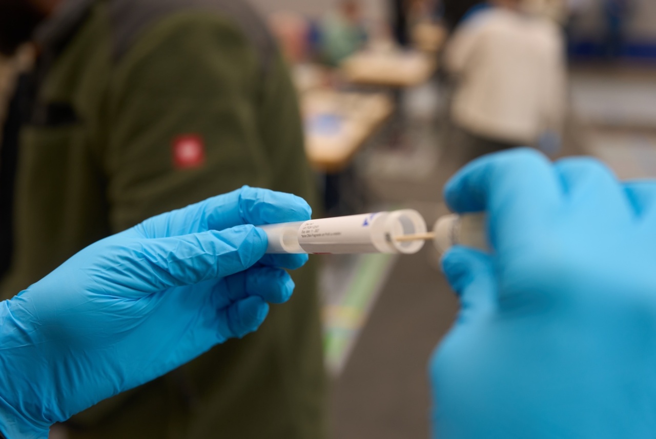 [IMAGE] In France, two twins are accused of murders. Who exactly pulled the trigger is unknown &mdash; they have iden