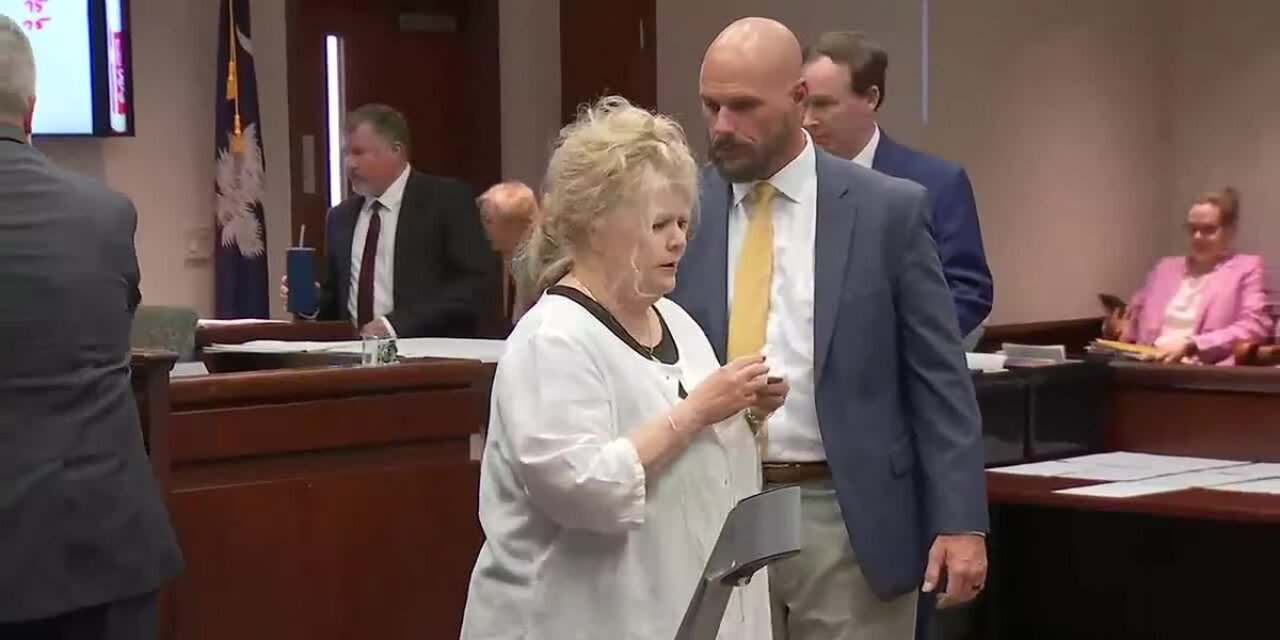 [IMAGE] Julie Valentine&rsquo;s mother won&rsquo;t serve prison time for deaths of 2 babies